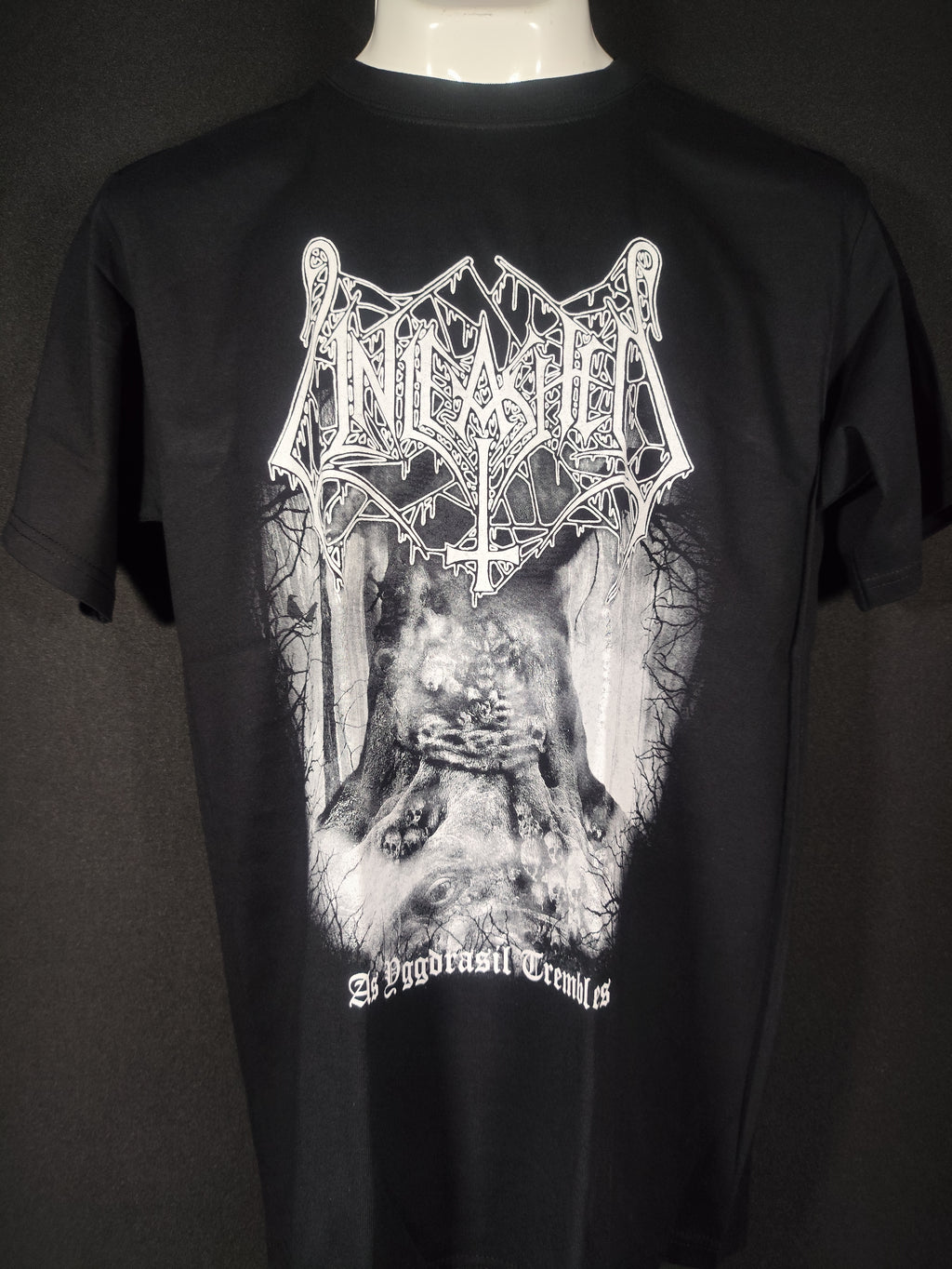 Playera Manga Corta UNLEASHED As Yggdrasil Trembles M
